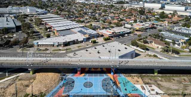 skyrailbirdseyecourts-peterbennettsphotography